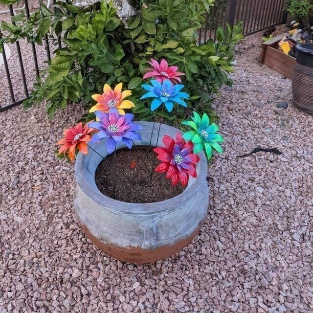 🔥Last Day Special Sale 49% OFF🍀Metal Flowers Garden Stakes🍀